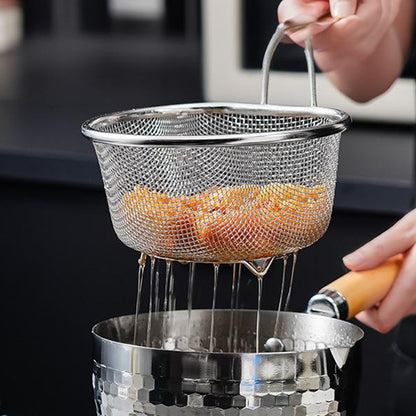 🎉 2026 Sale — Over 36,000 Sold! 💞 Handheld Stainless Steel Sieve – Fine Mesh, Sturdy & Perfect for Straining, Sifting & Rinsing 🍲✨