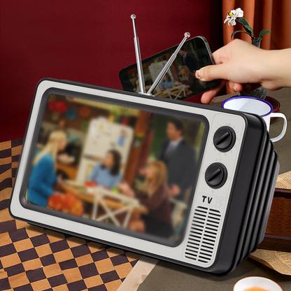 🔥50% OFF 🎄Retro TV Phone Screen Magnifier – 1:1 HD Foldable & USB Powered, Turn Your Phone Into a Mini Cinema Anywhere 📺