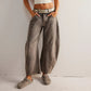 💃 Women's Retro Mid-Rise Wide-Leg Jeans – Curved fit that flatters the waist & hips, wide-leg silhouette for an elongated look. Perfect for casual days & dressed-up evenings 🌸