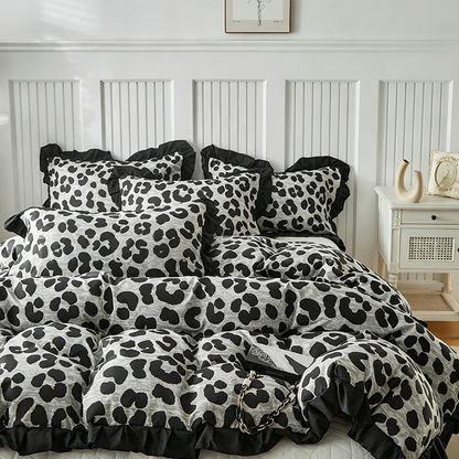 🔥 New Arrival -50% OFF 🛏️ Leopard Print Ruffled Duvet Cover Set – Bold & Cosy Bedroom Style, Refresh Your Room in Minutes 🐆