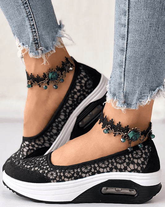 Women's breathable lace shoes